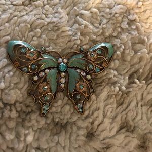 Butterfly pin